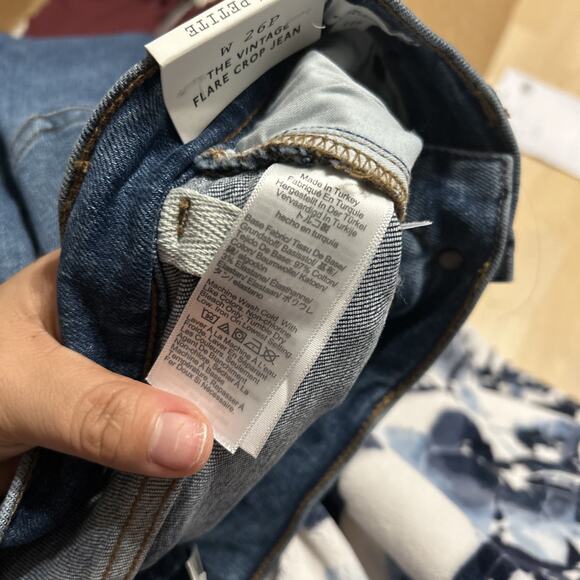 Madewell The Petite Vintage Flare Crop Jean Larkwood Wash $148 Size 26P - Picture 6 of 7